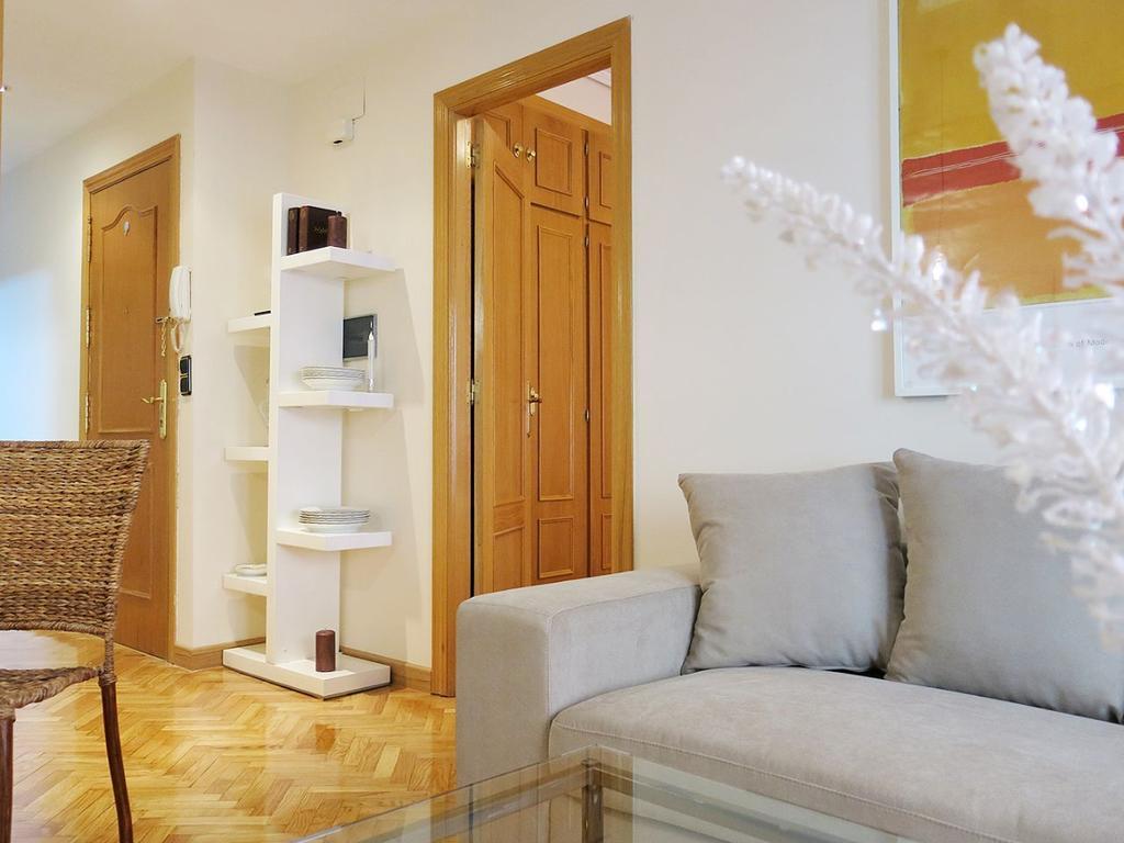 Almaden Apartment Madri Quarto foto