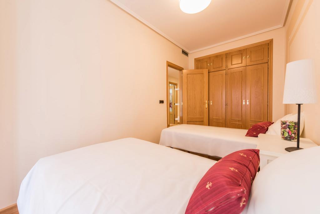 Almaden Apartment Madri Quarto foto
