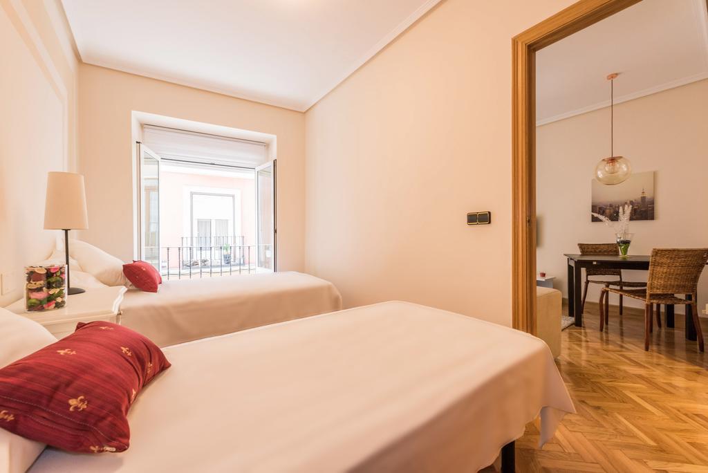 Almaden Apartment Madri Quarto foto